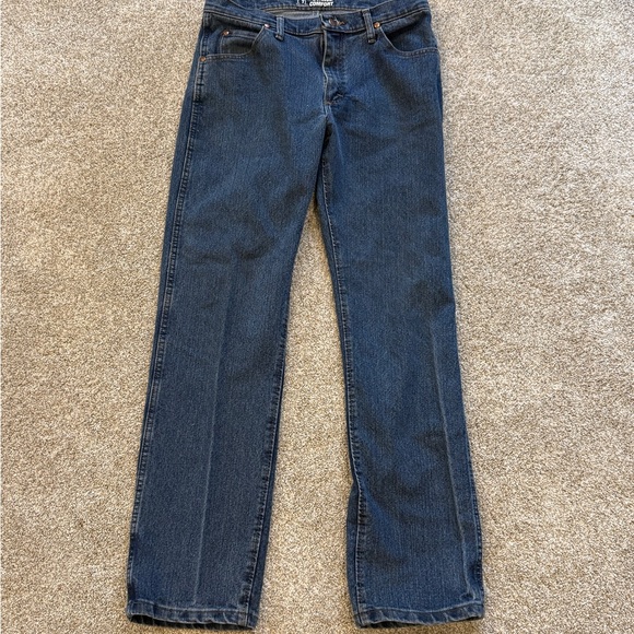 Wrangler Other - Wrangler Men's 32x34 Blue Straight Jeans